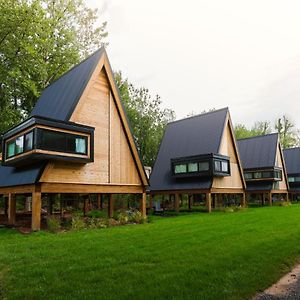 Finger Lakes Treehouse